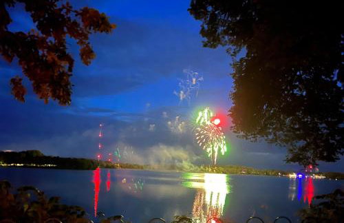 Over 200' of Shoreline on Foot Lake!! Great Fishing Year Round! - Foto 27