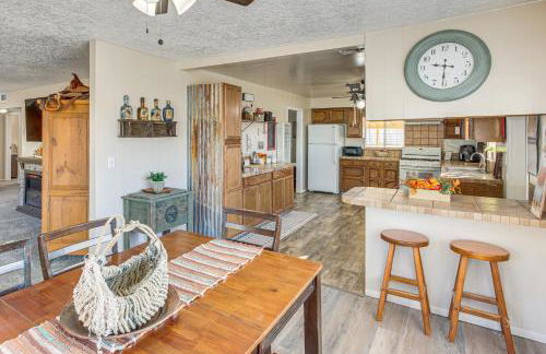 On 17-Acre Lot with Barn and Patio Rural Aztec Home - Foto 10