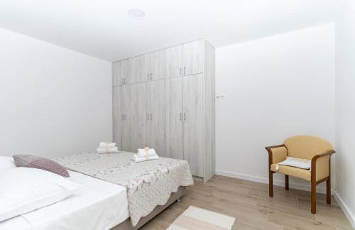 Bokarica Apartments - Photo 4