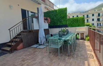 FORMIAE Hsg - PANORAMICA CENTRALE Casa Vacanze 100mq BOX Auto riservato - Foto 13