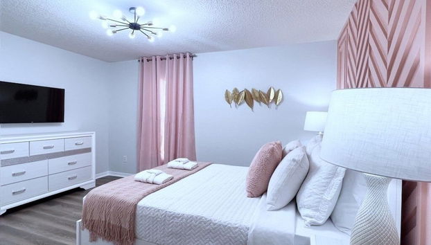 Beautifuly 5bd Pool Gm Hm, Legacy Park-409cr 5 Bedroom Home by RedAwning - Foto 4, Habitación