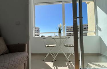 Modern apartment with pool and balcony - Foto 9