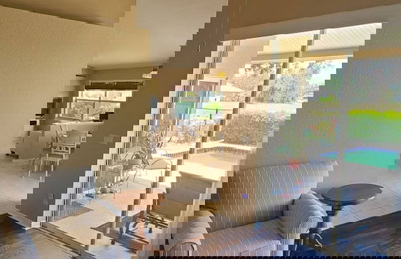 Broadmoor House 3BR 2BA w Heated Pool Sleeps 6 - Foto 9