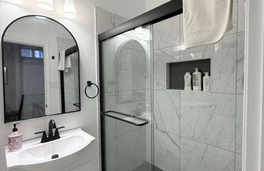 Grand Carytown 5BR FAN HOME fully fenced - Foto 19