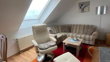 Dachgeschoss Apartment mit Ausblick - Foto 5