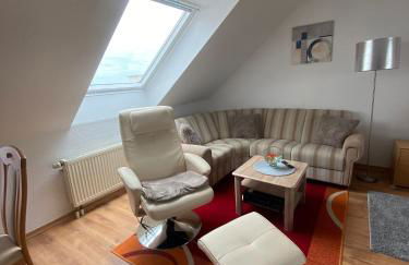 Dachgeschoss Apartment mit Ausblick - Foto 5