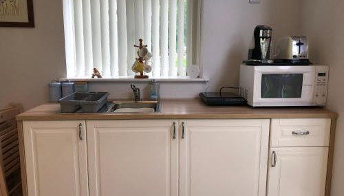 The Annex - Modern Studio Flat - Foto 5, stove, toaster, minibar