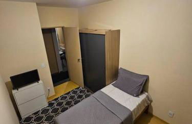 Quarto Cambuí l Apto compartilhado - Foto 10