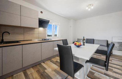 4 Bedroom Stunning Home In Skradin - Foto 3