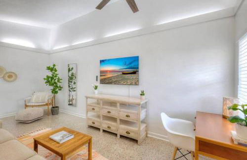 *NEW* The Surf Shack Jupiter! - Foto 25