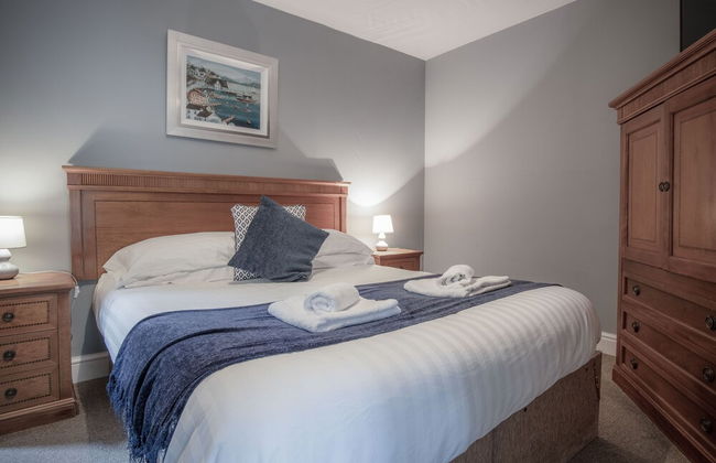 Fletcher Coach House - 3 Bedroom Cottage - Pendine - Photo 2