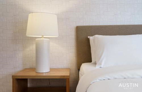 Elegant Escape Gourmet Kitchen and Outdoor Living - Foto 25