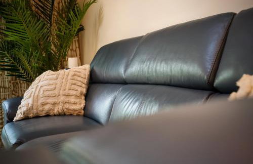 Durham City Centre Hideaway - Terrace with View & Parking - Photo 47