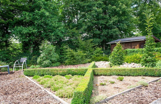 Pleasant Holiday Home With Infrared Sauna - Photo 43