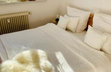 An der Uniklinik, Apartment mit eigener Küche und renoviertem Badezimmer, Zentrale Lage - Photo 13