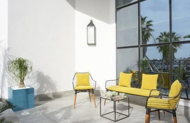 Maia Hotel Suites - Photo 57