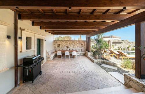 SunKeramos Retreat - "Free" Heated Pool Private Villa - Foto 3