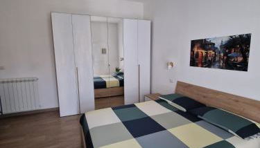 Levante Home Sorrento - Photo 2, wardrobe