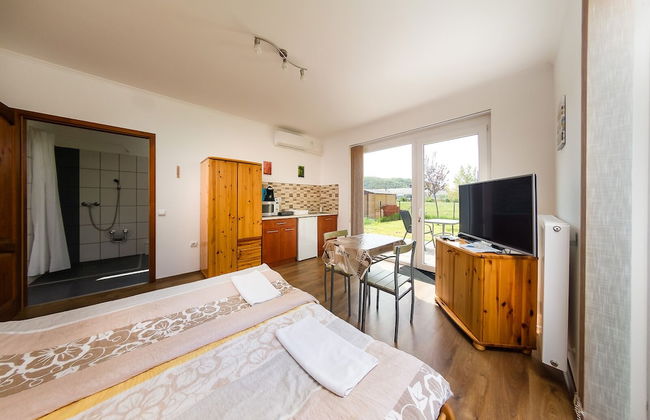 Szabolcs Apartments - Photo 4