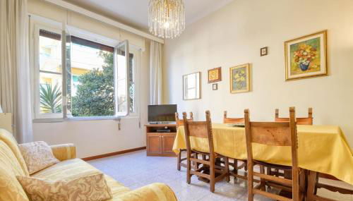 Pet Friendly Apartment In Chiavari - Photo 2