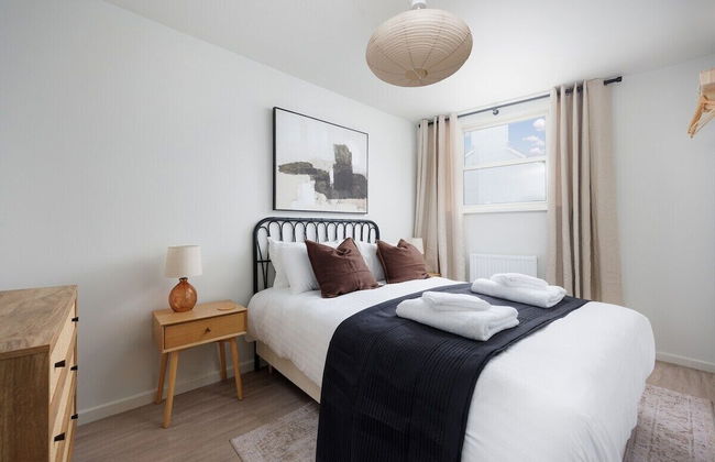 Luxury First Floor 2 bed Apartment - Foto 1