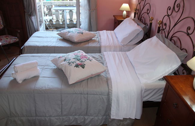 Duca's Guest House - Foto 17