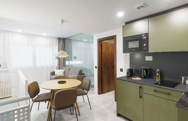 Limehome Jerez de la Frontera - Foto 60