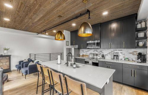 The Loft- Steps from the Lake & Dining- This newly renovated 2 bedroom loft in the heart of McCall - Foto 5