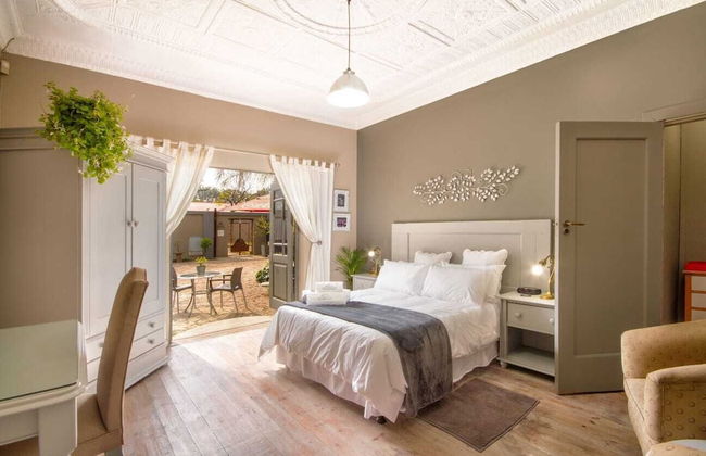 The Minimalist - Photo 11