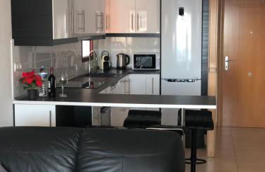 Su Eminencia - Sea View Apartment with Modern Comforts - Foto 74