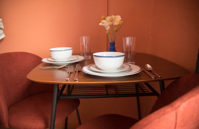 Beverly Boulevard! Cozy Studio! Sleeps 2! - Photo 11