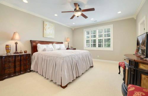 Shoreline Serenity-Direct Lake Access - Foto 8