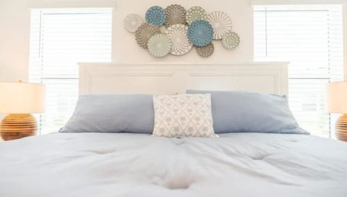 Brand New Designer Home - 5 minutes from East Port - Foto 2