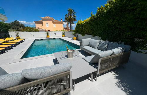 Casa Talay 4 Bedroom Pool Villa - Meia Praia Beach, Lagos - Foto 45