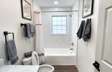 Decatur's Family Sport Haven & Backyard Bliss - Photo 22