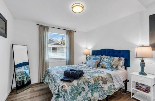 Highly Rated Beach House 35 Blocks to Beach & Main St 6 Badges, Patio, Grill - Foto 17