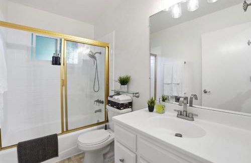 4BR Home near Universal - Private Pool, BBQ, Free Parking - Foto 46