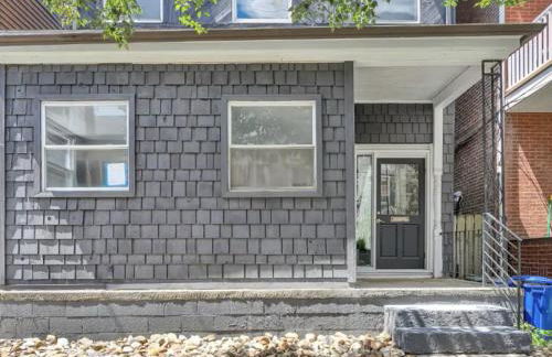 Upscale 2 Story Apartment with 8 beds and Free Parking, walkable to S Highland ave - Foto 42