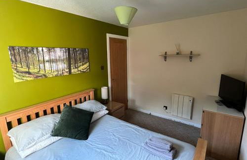 26 Two bedroom apt with private garden - Photo 7