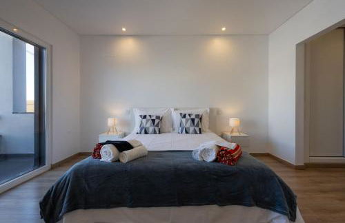 Casa Férias com Piscina Aquecida e Suítes Privadas - Foto 29