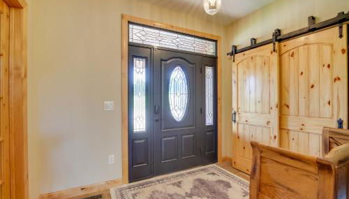 Hot Tub and Golf Course Views Luxe Sturgis Home! - Foto 4