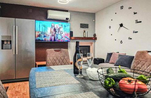 Cozy Home In Postira With Wifi - Photo 5