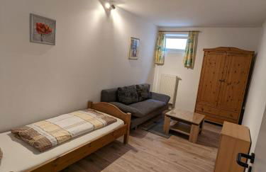 Souterrainwohnung - Foto 1