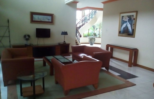 Simply Homy Guesthouse Graha Puspa - Photo 12