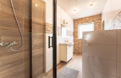 Chata Nad Jeziorem Czorsztyńskim Jaquzzi zewnętrzne Linia brzegowa Kameralne miejsce bez sąsiadów - Foto 50