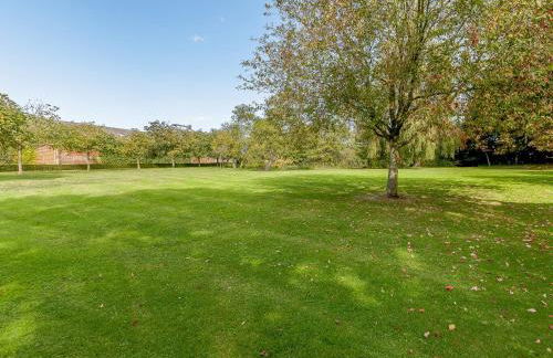 Pattiswick Hall - Photo 22