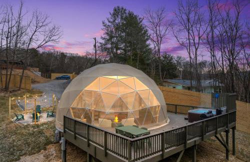 Sky Dome - Romantic Stay, Hot Tub, Wi-Fi, AC & Heat - Photo 21