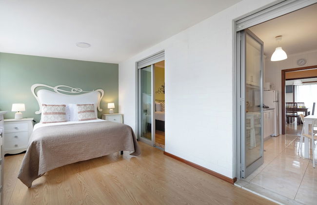 Espinho Retreat with Balcony - Foto 10