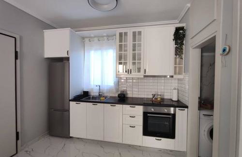 Amalia's Luxury Apartment - Photo 12