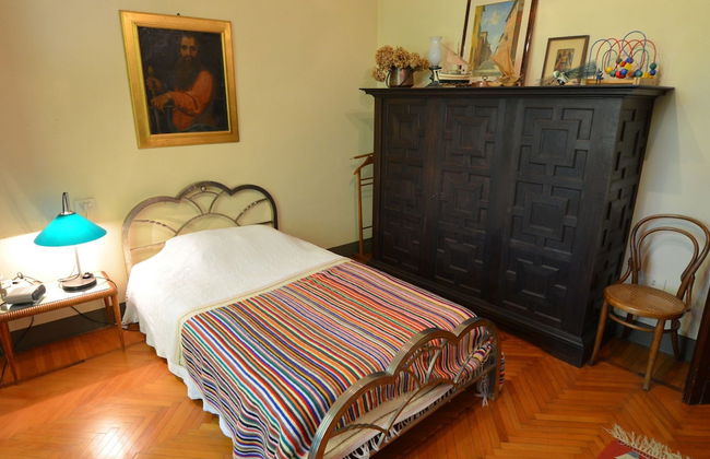 Furry Frinds With Family Home - Photo 9